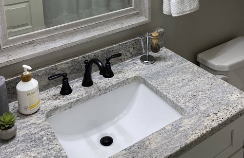 Zachary Casa | New 2BR/2BA Home In The Heart Of Zachary