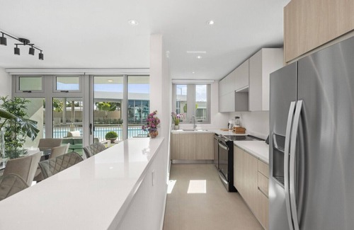 Isla Verde Apartamento | New 3 bed with private hot tub