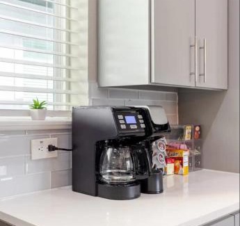 Northside Apartamento | NEW, 3 Bedrooom Townhome In Downtown Houston Near Stadiums and Med Center