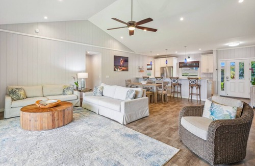 Poipu Apartamento | *NEW 3BD Luxe Beach Estate |Pool, PickleB, Gym| AC