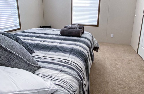Hermosa Casa | New 3bed home, close to all Black Hills activities