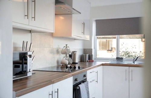 Stockton-on-Tees Casa | New! 3BR in Colchester Free Wifi