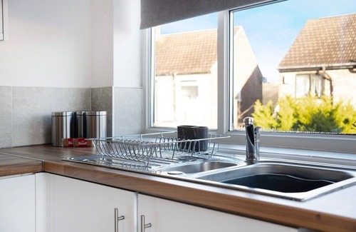 Stockton-on-Tees Casa | New! 3BR in Colchester Free Wifi