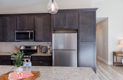 Buena Vista Casa | New 4-bedroom house in Buena Vista with WiFi and AC near SVU