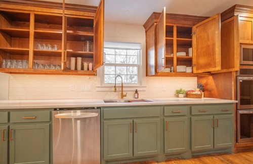 Central Oklahoma City Casa | NEW 4 BR, OKC, Walk 2 OU Med, Sleeps 8, 4 King Bed