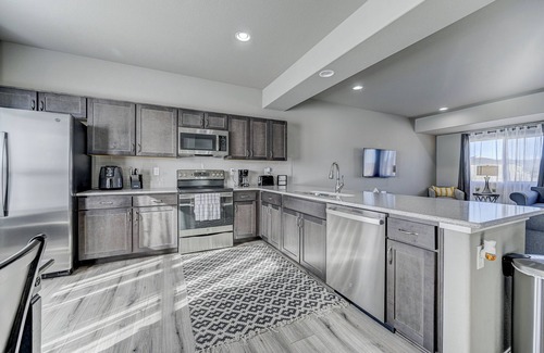 Southeast Colorado Springs Casa | New 4BR Colorado Springs Haven w/ Huge Backyard!