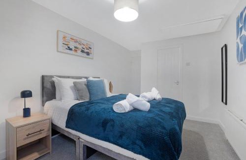 North Shields Casa | NEW! 4BR in Spencer street