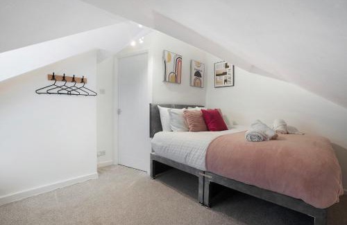 North Shields Casa | NEW! 4BR in Spencer street