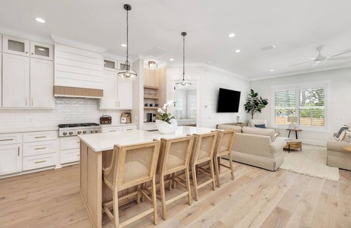 Demere Park Casa | NEW! 5-bedroom home with pool on St. Simons Island. Walking distance to beach!