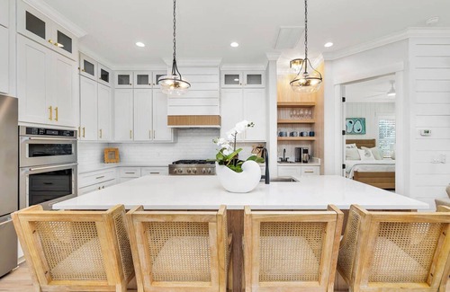 Demere Park Casa | NEW! 5-bedroom home with pool on St. Simons Island. Walking distance to beach!