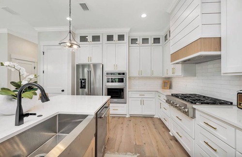 Demere Park Casa | NEW! 5-bedroom home with pool on St. Simons Island. Walking distance to beach!