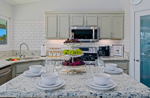 Indio Villa | New 5BD/4BA (Sleeps 22) Coachella-Palm Springs