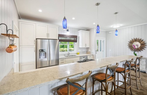 Poipu Casa | *NEW 5BD Luxe Beach Estate |Pool, PickleB, Gym| AC