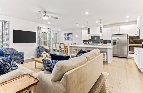 Lewes Casa | New 7BR Luxury House Near Beaches *Sleeps 14