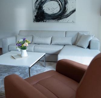Vrdnik Apartamento | New Aesthetic Haven Hedonica 6 Apartment in Vrdnik