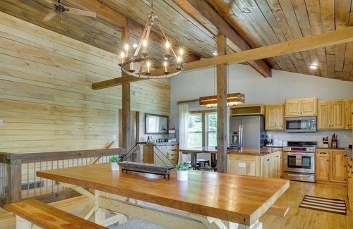 New Albin Casa | New Albin Vacation Rental w/ Fire Pit & Views!
