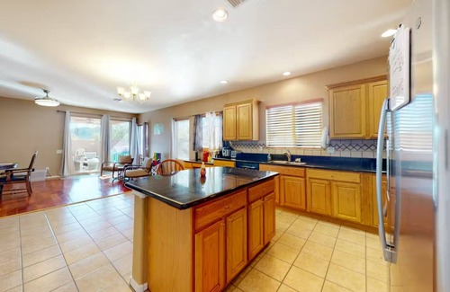 Westwing Mountain Casa | NEW! Amazing North Peoria Home with Outdoor SPA, TVs, Hiking Backyard Trail