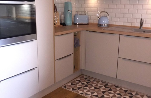 Kahla Apartamento | * NUEVO * Ambiente con previsión