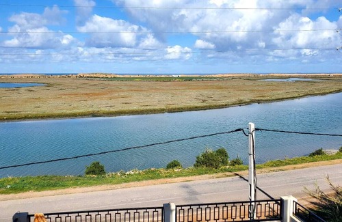 Oulad Aissa Apartamento | new and elegant waterfront apartment
