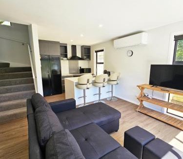Wellington Apartamento | New and Fabulous, City Fringe Bliss!