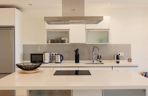 Istan Apartamento | Apartamento nuevo y moderno con vistas al mar