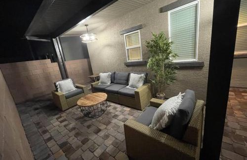 Las Vegas Casa | New,and Modern Home close to the strip