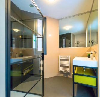 Centrum Apartamento | New Apart-hotel Near 013 Poppodium With Fast Wifi