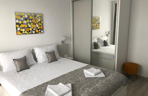 Floresti Apartamento | NEW Aparthotel Floresti
