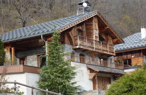 Champagny-en-Vanoise Apartamento | Apartamento nuevo 8 personas en chalet en Champagny / La Plagne