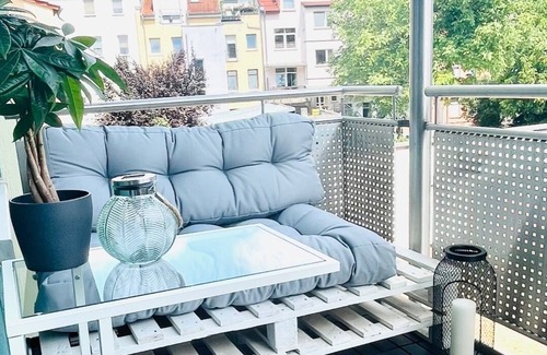 Andreasvorstadt Apartamento | New Apartment - City, Wlan,netflix, Queensize