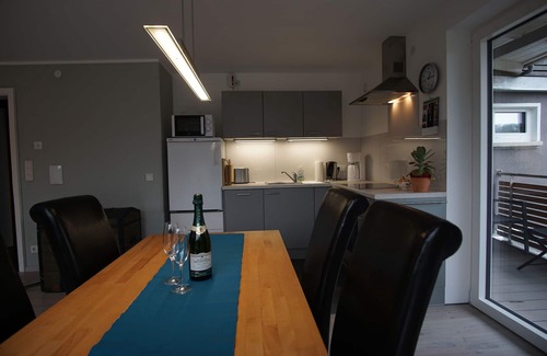 Neckargemuend Apartamento | Apartamento nuevo en Neckargemümd cerca de Heidelberg