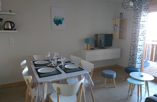 Mont-de-Lans Apartamento | Nuevo apartamento ski-in ski-out con garaje
