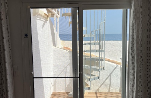 Bahia Dorada Apartamento | New - Apartment Sol - LUXURY SEA VIEW FREE WIFI, A/C, SAT TV, POOL