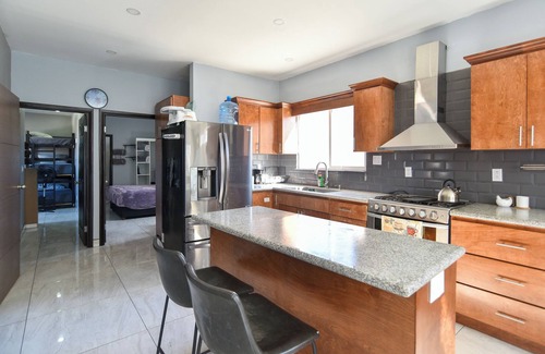 Ensenada Apartamento | New apartment with rooftop for 6 near Costco and avenida reforma