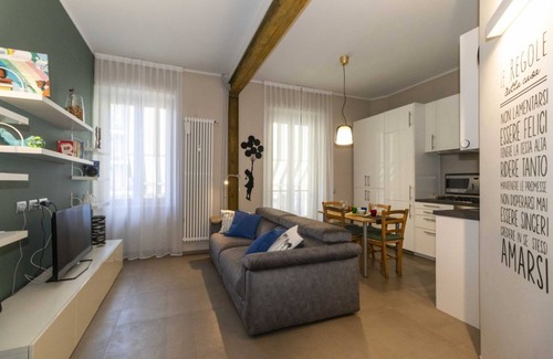 San Donato - Campidoglio Apartamento | NEW! Apt x4 a 1km from Don Bosco Bus Station!