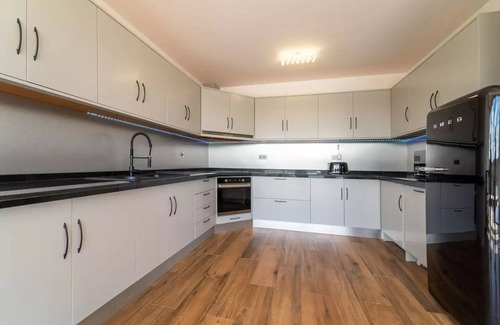 Aljezur Casa | New! Arrifana Lake House