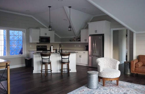 Elizabeth City Casa | New Barn Apartment on 55 acres/waterfront