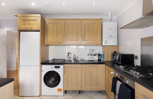 Oakleigh Apartamento | Long-Term Equestrian Penthouse
