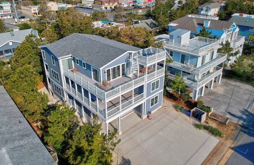 Bethany Beach Casa | Nueva casa de playa en playa privada con amplias terrazas y vistas panorámicas al mar