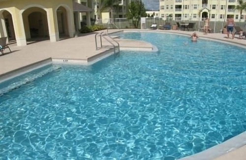 Kissimmee Condominio | NEW! Beautiful 1st Floor Condo in Gated Cane Island, Close to Parks
