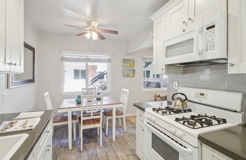 Carpinteria Condominio | NEW! Beautiful 2 Bed Beach Condo #104
