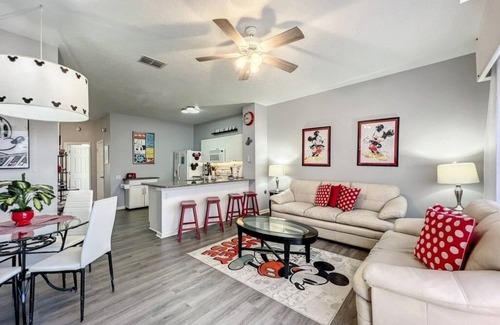 Windsor Palms Casa | NEW! Beautiful 3BR Townhome w/Private Pool Near Disney in Windsor Palms Resort