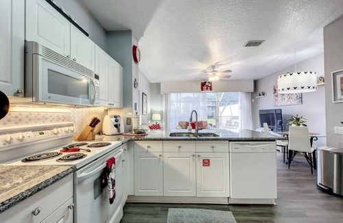 Windsor Palms Casa | NEW! Beautiful 3BR Townhome w/Private Pool Near Disney in Windsor Palms Resort