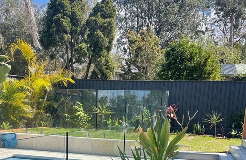 Allambie Heights Casa | New beautiful family home with pool and spa