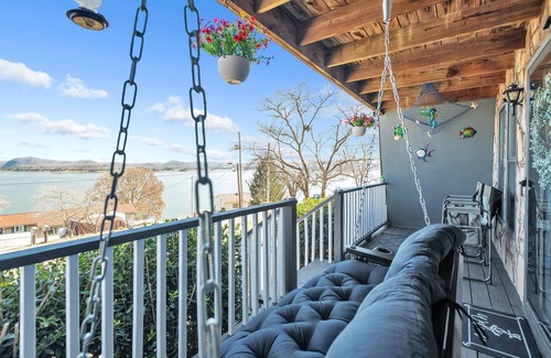Rutledge Casa | NEW! Beautiful Lakeview Chateau with Stunning Views
