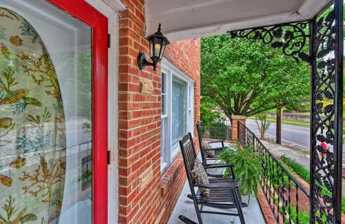 New Bern Casa | New Bern Home with Yard, Grill and Walkable Location