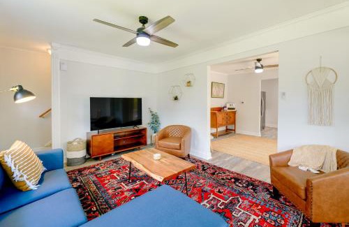 New Bern Casa | New Bern Vacation Rental with Private Yard!
