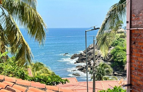 Playa San Diego Casa | [New!] Big Beach House with Ocean View and Easy Access to the Beach!