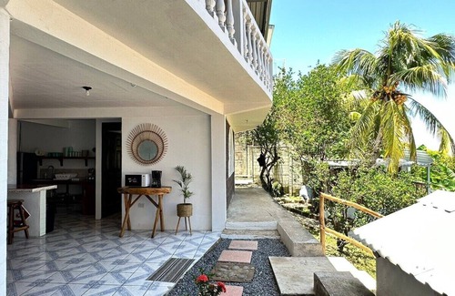 Playa San Diego Casa | [New!] Big Beach House with Ocean View and Easy Access to the Beach!