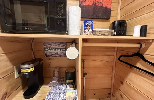 Floyd Cabina | NEW! Blue Ridge Bound Cabin 328